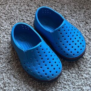 Native 5c Shoes Blue and Orange Stripe slip on shoes